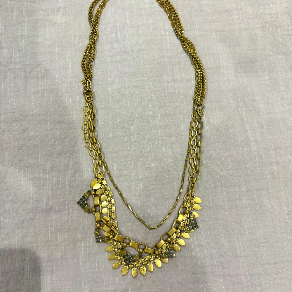 Stella & Dot- Gold Layered Necklace